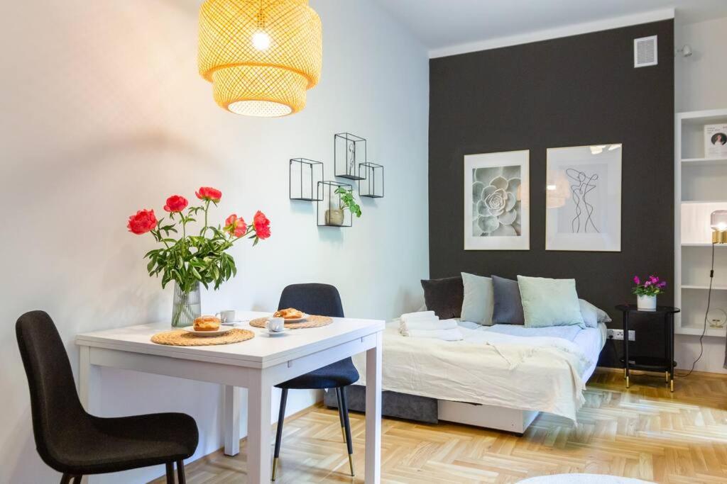 May C Studio W/Balcony Krasków Εξωτερικό φωτογραφία