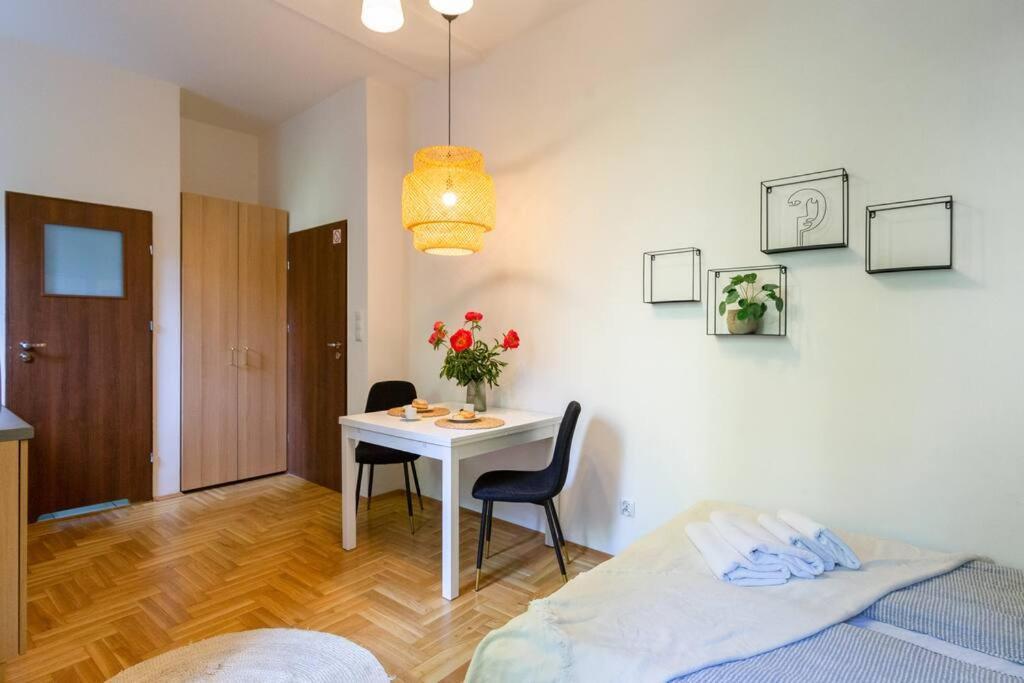 May C Studio W/Balcony Krasków Εξωτερικό φωτογραφία