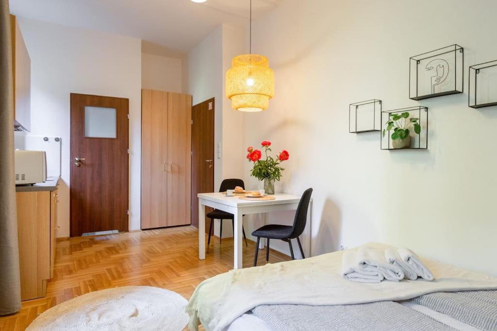 May C Studio W/Balcony Krasków Εξωτερικό φωτογραφία